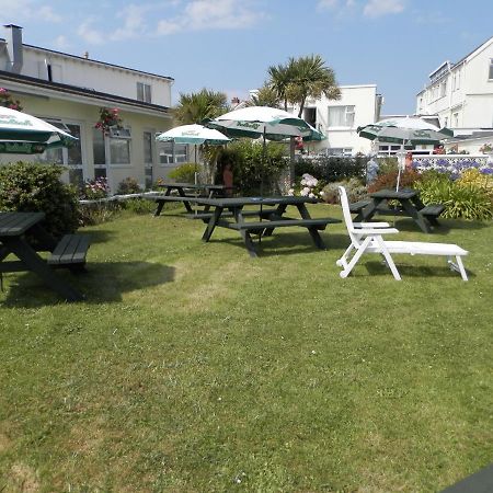 Wayside Cheer Hotel Castel Buitenkant foto